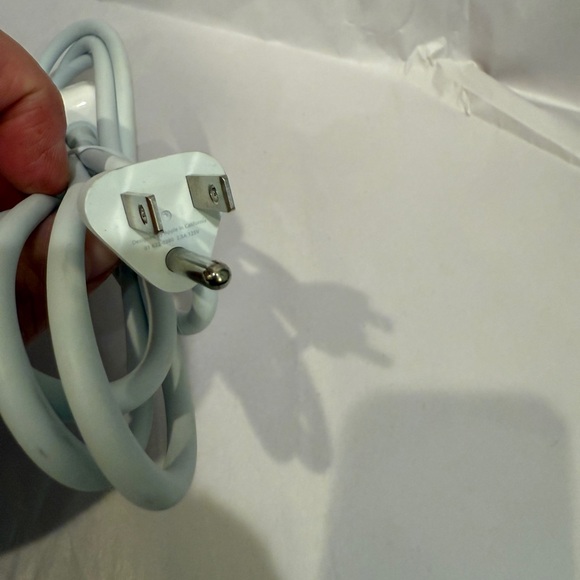 Apple Power Cord Extender Cable - Picture 1 of 3